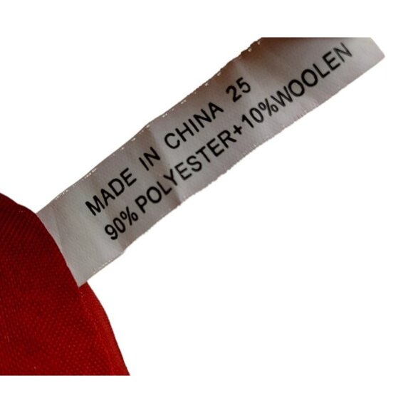 Knit Crocheted Red Boho Hand Shoulder Bag patterned with pom poms snap closure - Picture 9 of 10